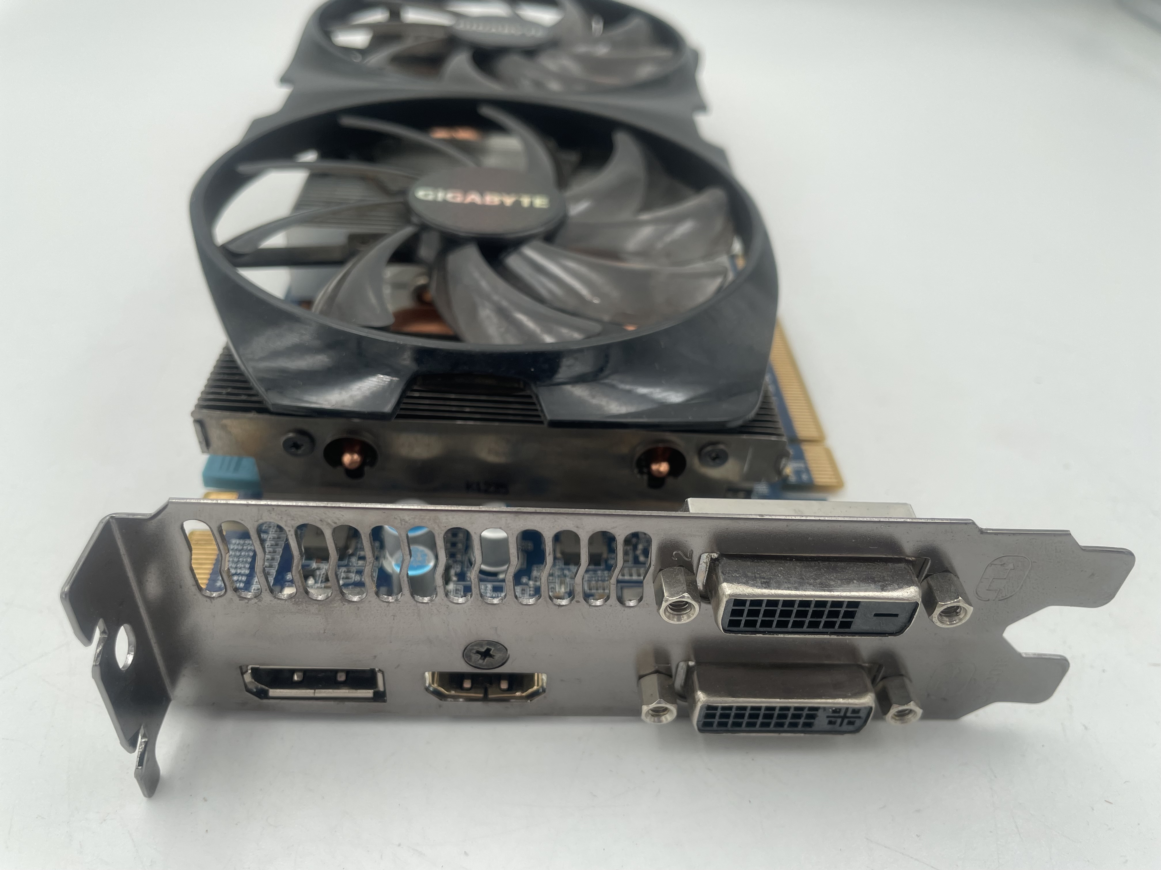 拆机技嘉 GTX660Ti 2G独立游戏显卡-图3