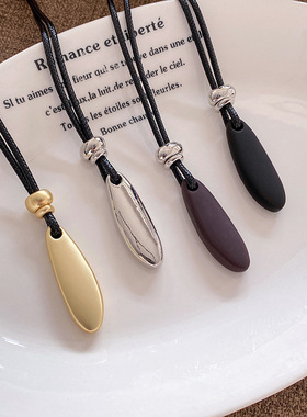 简约时尚水滴形项链2025新款百搭毛衣链小众高级感气质饰品女批发