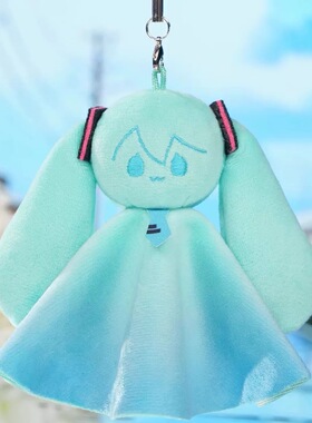 日本ULALOV正版初音未来初情雨音系列公仔毛绒包挂件送女生礼物