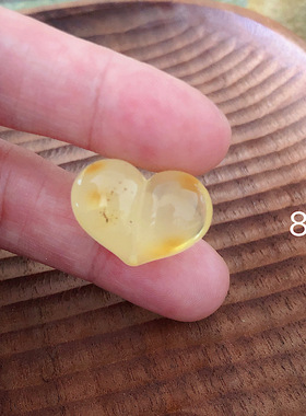 01天然蜜蜡屁桃爱心满蜜俏色鸡油黄金珀饱满部分微瑕特价