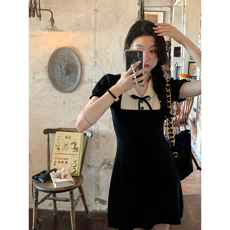 thepeachofficial名媛风气质千金感连衣女娃娃领小黑裙短袖针织裙 - 图0