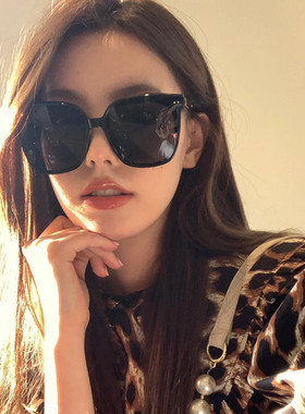 墨镜太阳镜方形大框高级感ins女