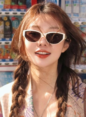 韩系复古猫眼白色偏光太阳眼镜女