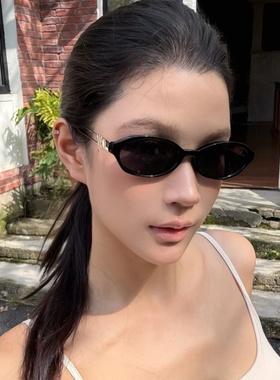椭圆猫眼黑色时髦墨镜高级网感