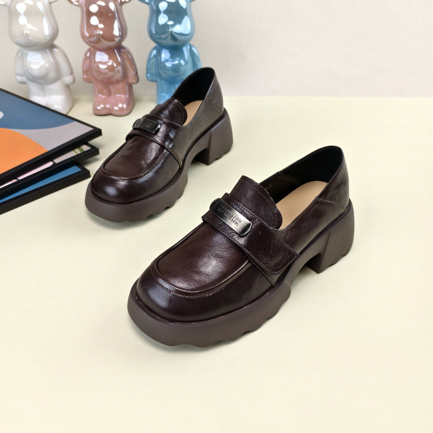 羊皮乐福鞋女2025秋季英伦复古厚底轻便百搭单鞋魔术贴深口小皮鞋,淘宝优惠券,粉丝福利购,淘宝优惠卷