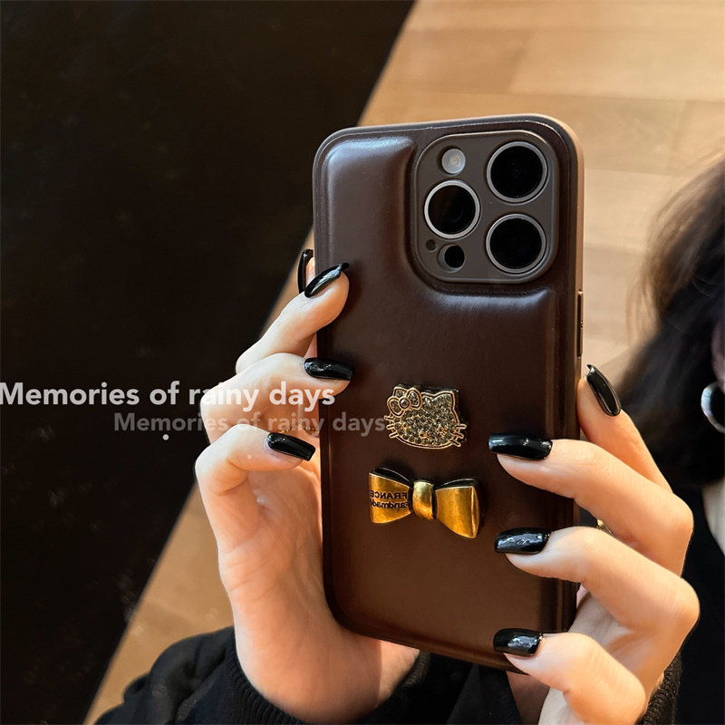 美拉德中古猫咪适用iPhone15ProMax手机壳16苹果14Pro高档皮质软包边12/13个性创意11高级感气质精准孔保护套,淘宝优惠券,粉丝福利购,淘宝优惠卷