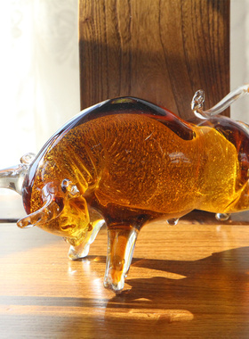 华尔街牛琉璃生肖牛手工艺办公室