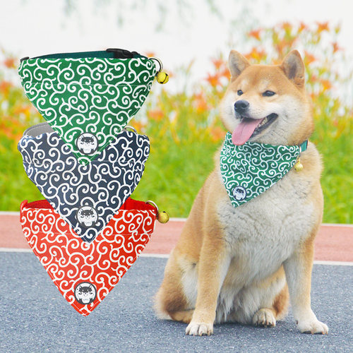 日系唐草纹狗狗三角巾项圈小铃铛柴犬外出配饰日式唐草口水巾围脖 - 图0