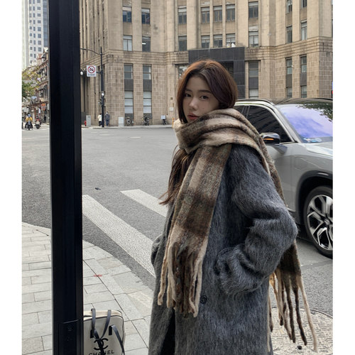 Halo Luu长毛马海毛灰色羊毛大衣女冬新款加厚高级感长款毛呢外套 - 图1