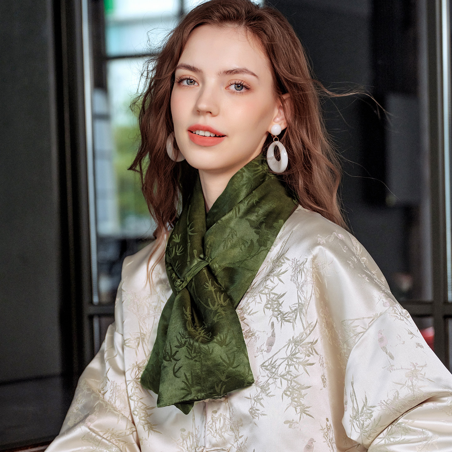 美标新款真丝围巾女冬100%桑蚕丝填充保暖加厚百搭时尚中国风围脖,淘宝优惠券,粉丝福利购,淘宝优惠卷