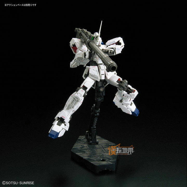 现货 万代 RG 25 1/144 RX-0 独角兽高达 拼装模型