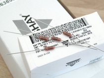 VISHAY-DALE 40R2 40 2R 2R resistance RN60D 0 5W copper feet no magnetic military-industrial straight generation 39R