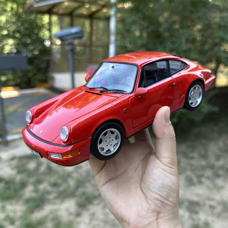 NOREV 1:18 保时捷 911 Carrera 2 1992年 合金全开汽车模型 - 图2