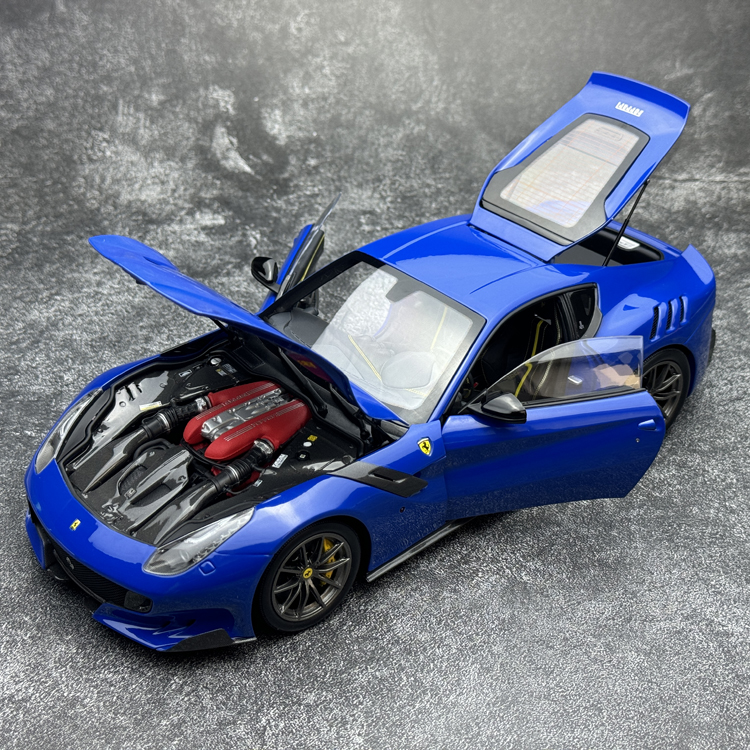 BBR 1：18  法拉利Ferrari F12 TDF限量版仿真合金全开汽车模型 - 图0