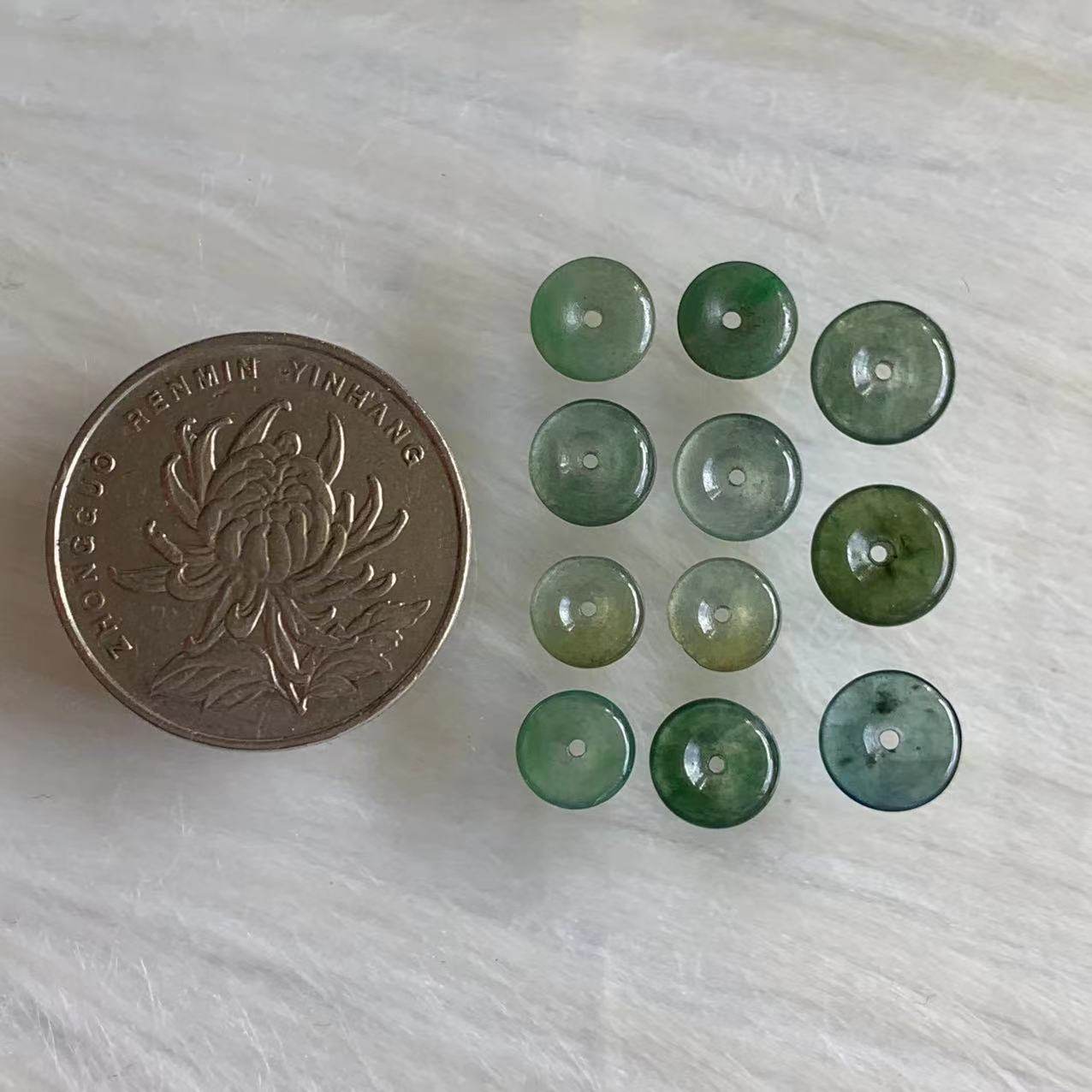 缅甸天然A货翡翠小平安扣晴底白冰黄翡翠绿色包包料冰飘花小扣子,淘宝优惠券,粉丝福利购,淘宝优惠卷