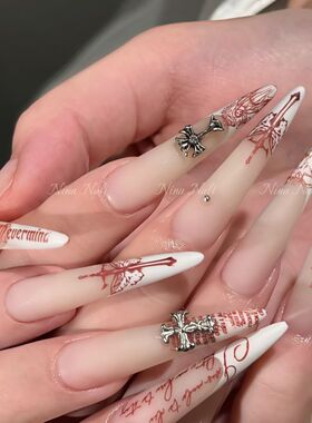 新款美甲视觉系磨砂氛围感立体十字架温柔水钻手工穿戴甲送礼物
