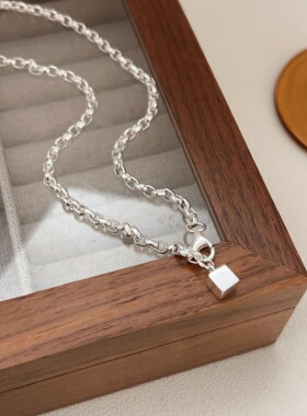 持恒S925纯银正方形项链女小众森系简约高级感重工锁骨链颈链韩版