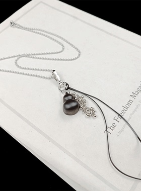 葫芦搭配毛衣链长款项链