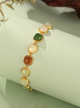 蒂奇亚实拍多宝和田玉手链女S925纯银新中式高级感小方糖玉石手饰