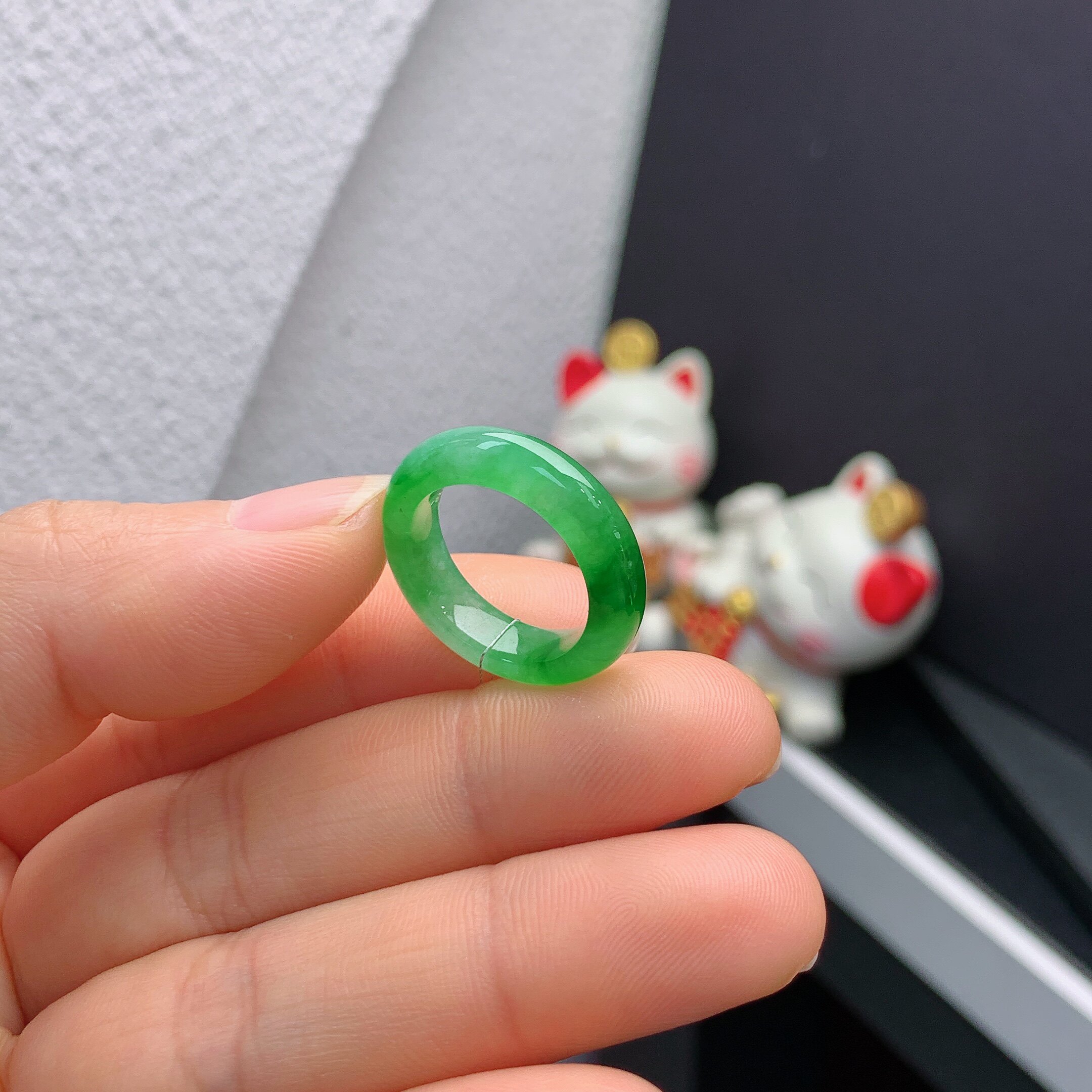 10-11 Circle mouth Burmese natural jade A goods ice spicy green ring A921#