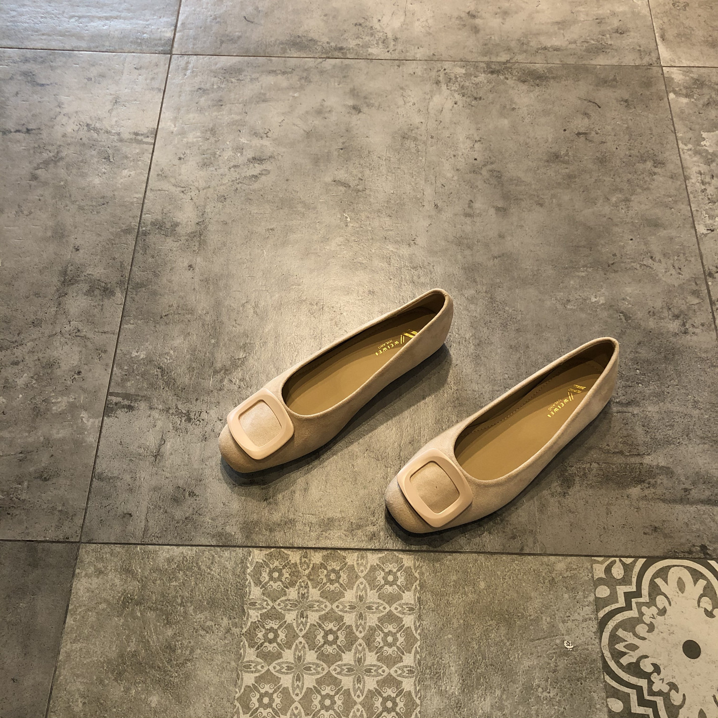 2026年春季新款法式复古方头浅口单鞋女平底方扣芭蕾舞鞋通勤百搭,淘宝优惠券,粉丝福利购,淘宝优惠卷