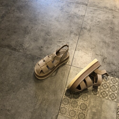 春夏新款真皮厚底罗马凉鞋女魔术贴外穿休闲轻便增高沙滩鞋猪笼鞋 - 图1