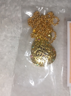 转让琥珀饰品自带证书