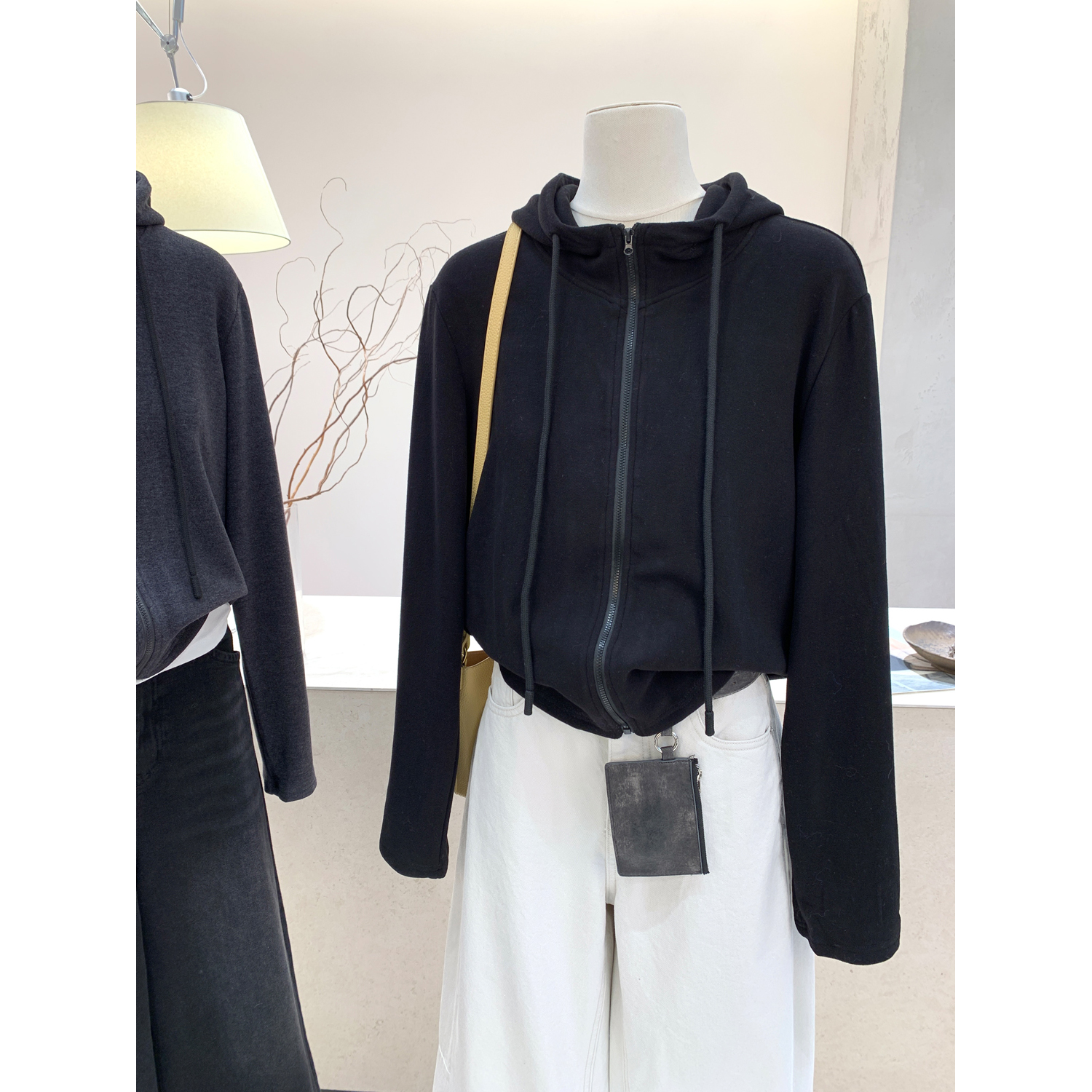 小哲 韩系连帽长袖拉链磨毛卫衣外套女秋冬新款修身短款帽衫上衣 - 图1