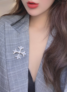 小女人风高级感满钻微镶锆石胸针