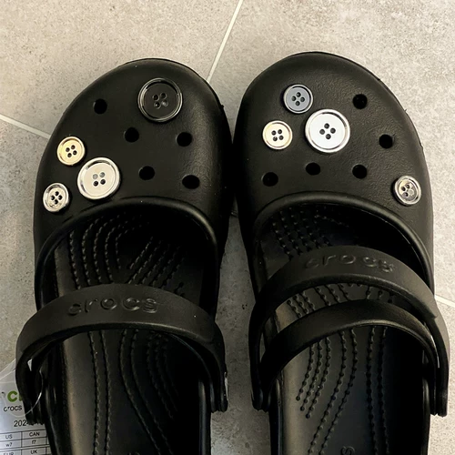 Crocs, металлический аксессуар, съемная пряжка для обуви, туфли, украшение, коллекция 2022