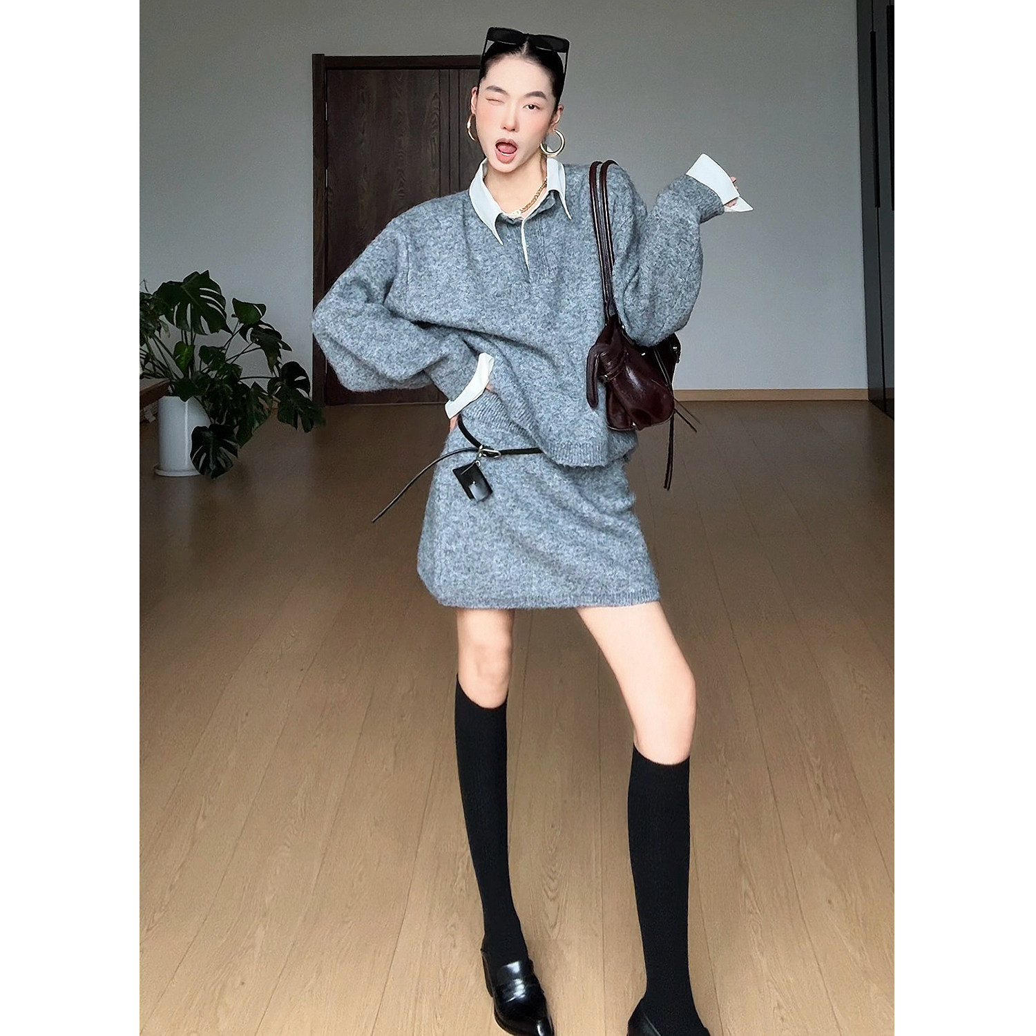 CIZZLEMORE【专辑】韩设计感拼接衬衫领针织休闲上衣气质短裙套装 感专实拍商品图