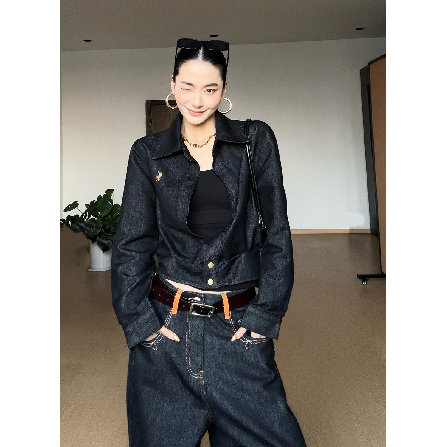 CIZZLEMORE【出迹】刺绣设计收腰显瘦牛仔衬衫外套直筒休闲牛仔裤 仔衬实拍商品图
