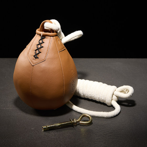 SAIKONG boxing, swinging, dodging and dodging small sandbags