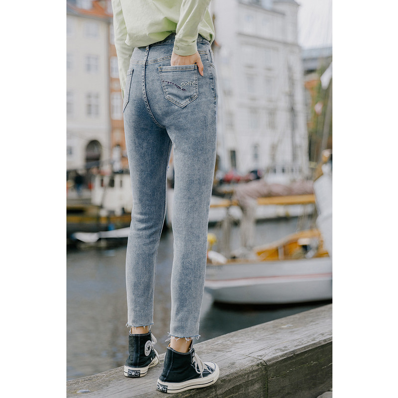  茵曼翰飞牛仔裤