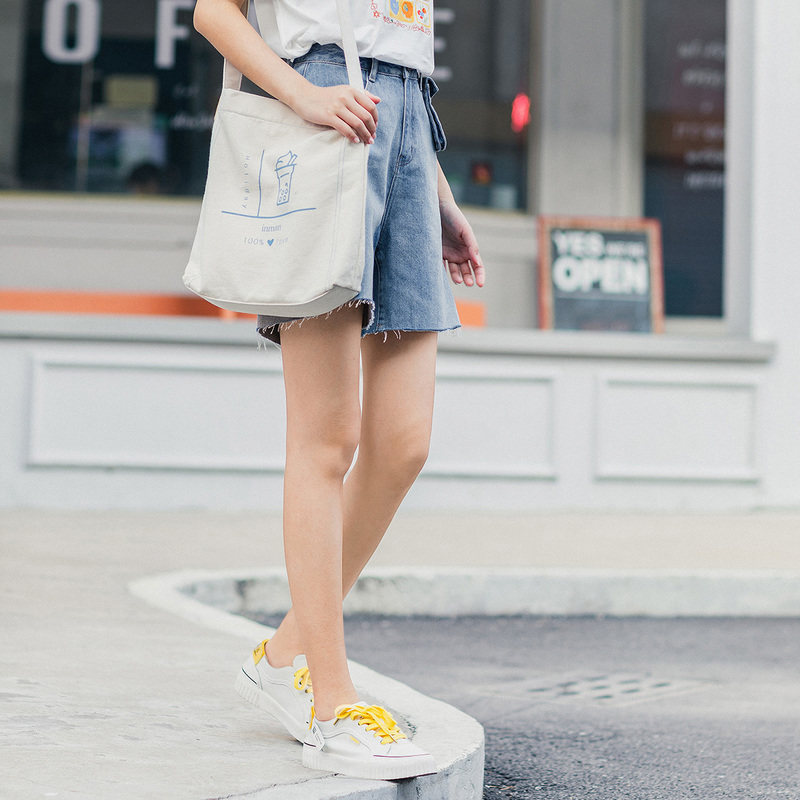  茵曼翰飞牛仔裤