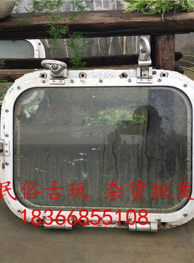 复古装饰老物救生圈船锚船桨舷窗