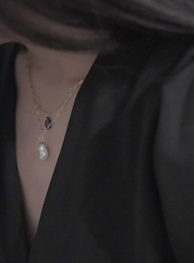 三合一草蓝宝石巴洛克珍珠项链