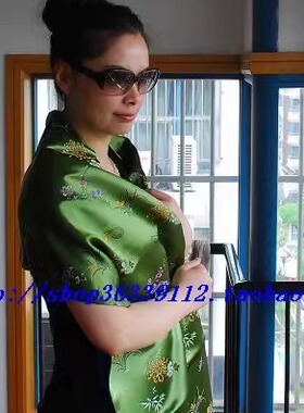 草绿色花纹披肩两用围巾现货
