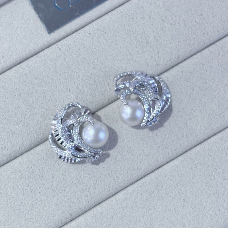 【浅小屋】羽翼。M家同款纂刻羽毛设计8~8.5mm正圆淡水珍珠耳钉女,淘宝优惠券,粉丝福利购,淘宝优惠卷