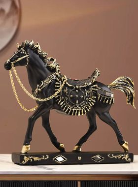 简约现代软装马到成功树脂摆件