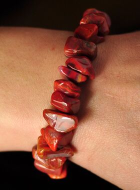 红缟玛瑙北票战国红不规则手链