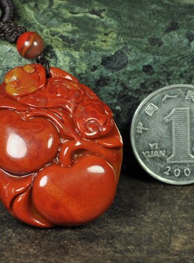 精品雕件蒙料天然吊坠战国红玛瑙