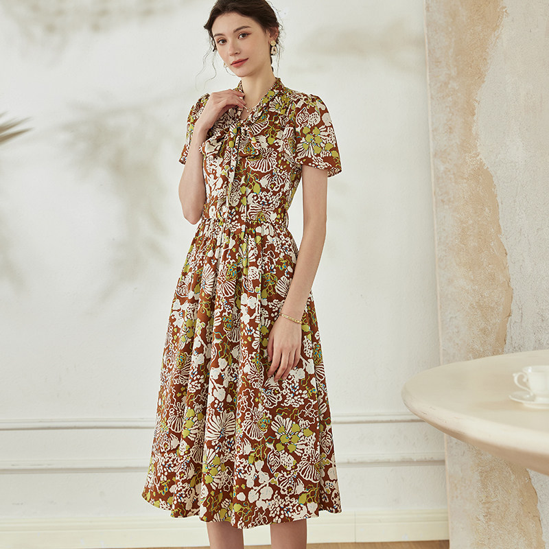 罗衣复古系带领缎面泡泡袖连衣裙女春气质收腰显瘦印花裙子08509,淘宝优惠券,粉丝福利购,淘宝优惠卷