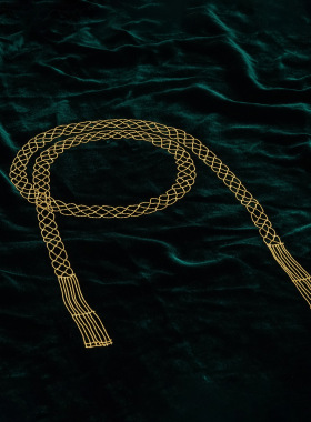 日式蕾丝项链女2025新长款颈链轻奢小众设计独特毛衣链配饰