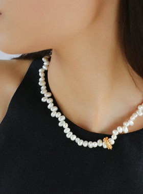 简约百搭错落珍珠项链女ins通勤小众淡水珍珠锁骨链潮流颈链