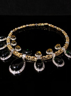 外贸货源时尚玻璃水晶项链女彩色镶钻镂空吊坠锁骨链女士珠宝