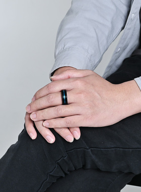 时尚钛钢戒指 欧美氧化铝镶嵌双色哑光凹槽双条纹钛钢戒指指环