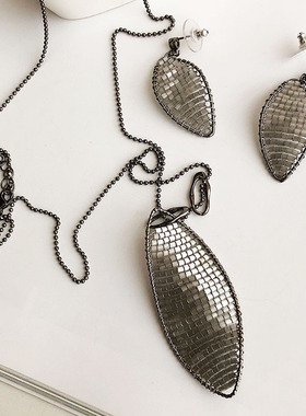 韩代女手作黑色灰色珠串编织叶子珠串百搭文艺气质日韩风长项链