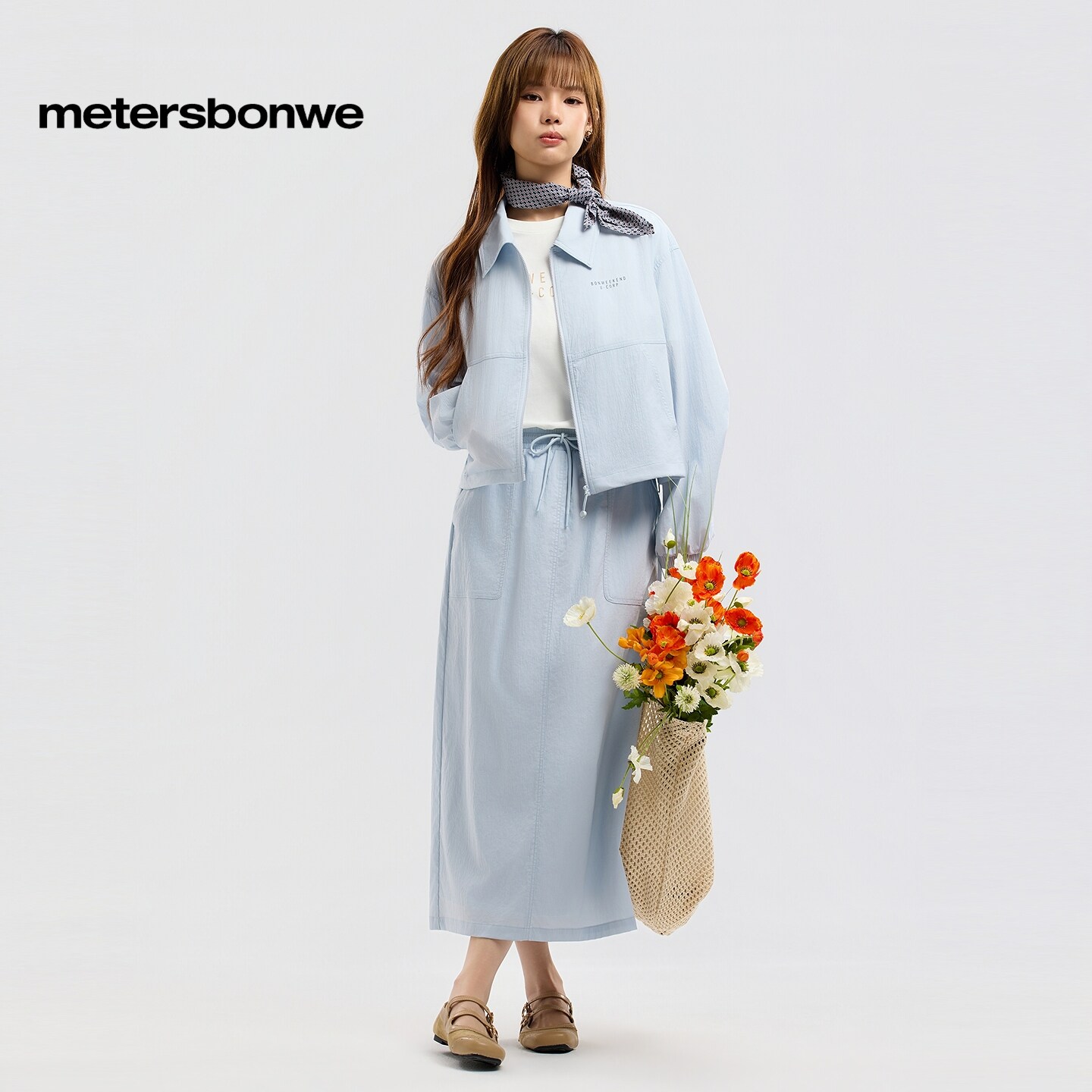 美特斯邦威夹克女2026春季新款宽松潮流字母印花翻领休闲舒适外套