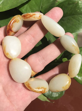 正品油润新疆和田玉红皮玉手串